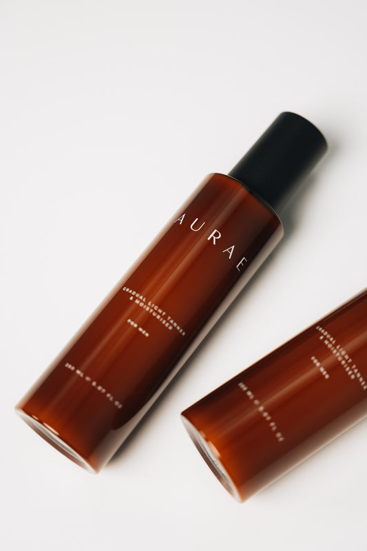 AURAE Gradual Light Tanner & Moisturiser